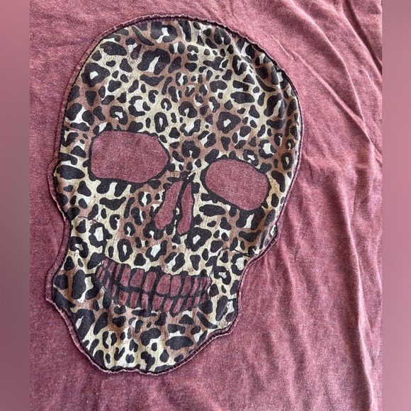 Maurice’s Leopard Skull Graphic Tee - Picture 3 of 6